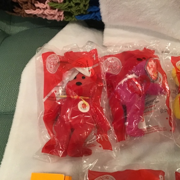 11 McDonald’s TY Bears unopened - Picture 2 of 7